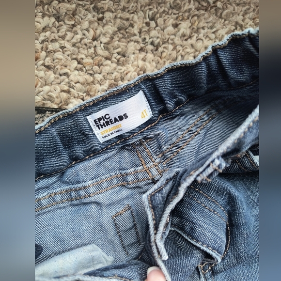 Epic Threads Toddler Boys Denim Straight Leg Jeans Distressed Size 4T - Picture 3 of 5